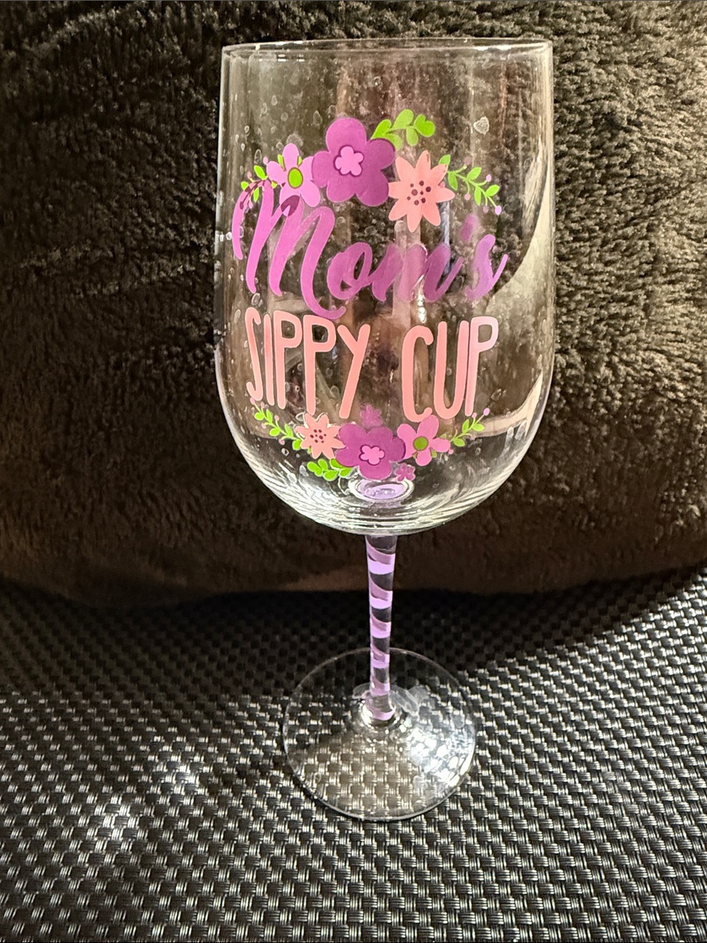 Pink Floral "Mom's Sippy Cup" Stemmed Wine Glass